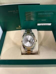 NEW Two tone Silver dial Datejust 41 126333 Oyster